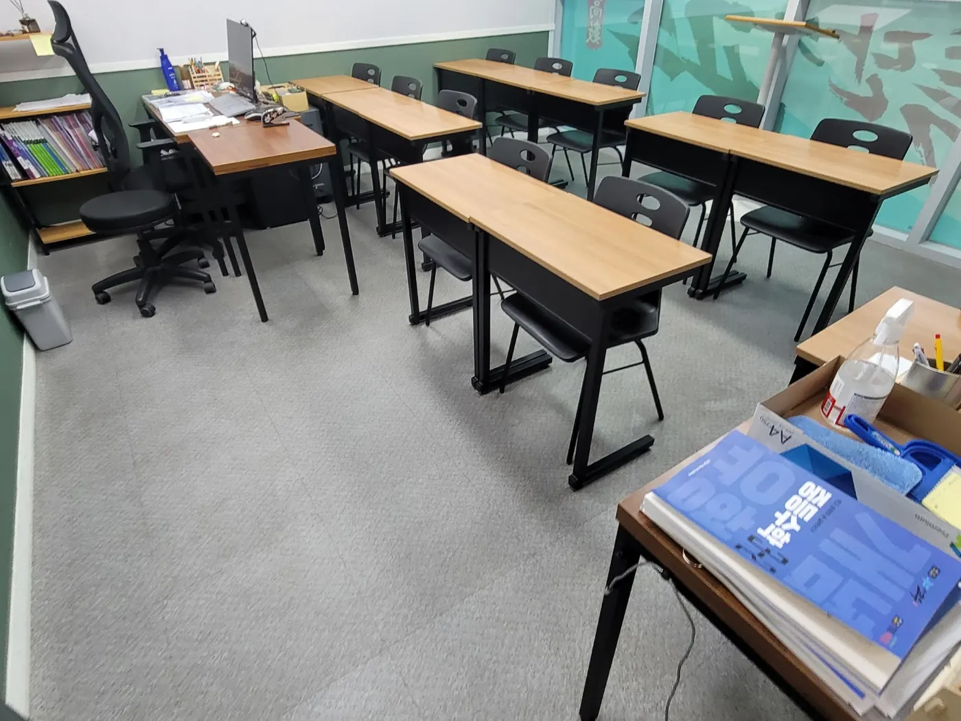 열람석 정리 — 금학동 학원청소 현장
