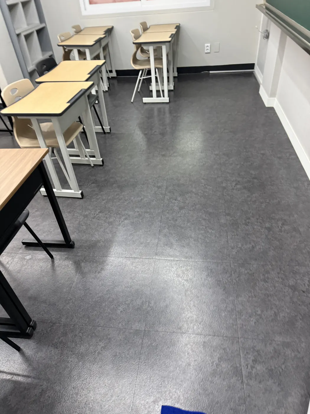 갈말읍 학원청소 시공 현장 — 강의실 마감
