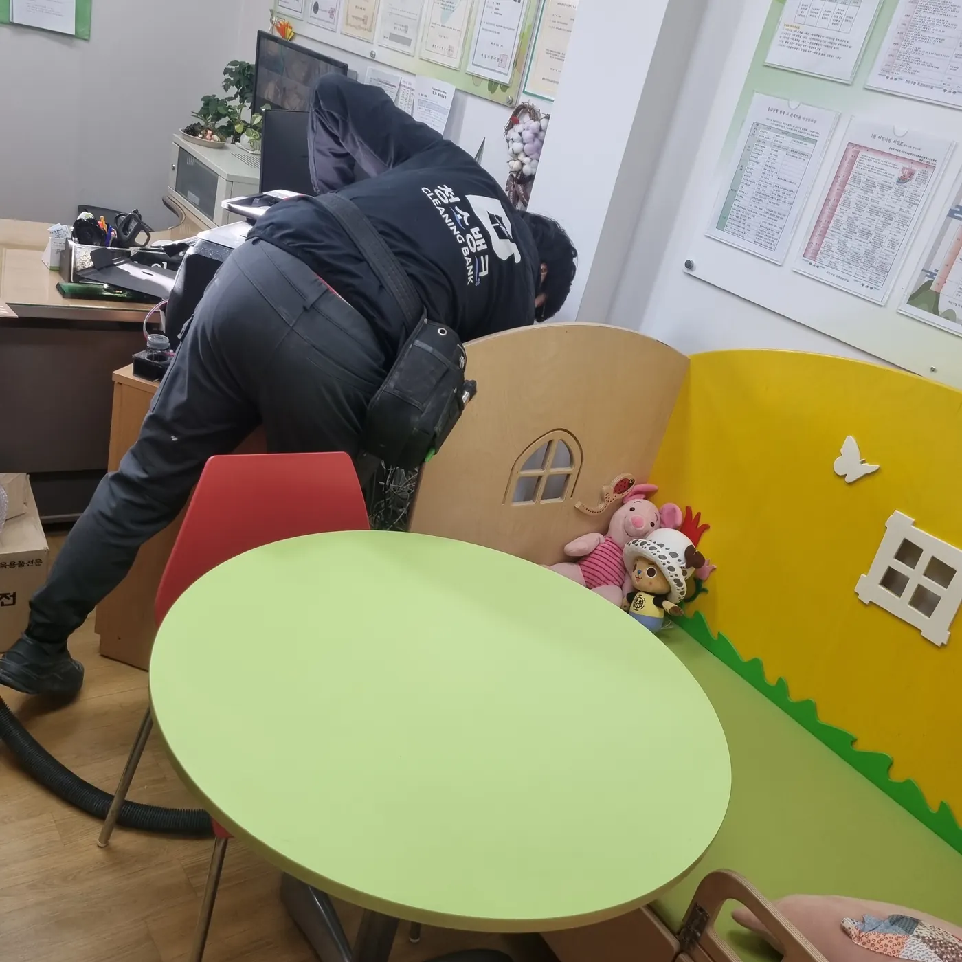 문막읍 어린이집청소 시공 현장 — 보육실 정리