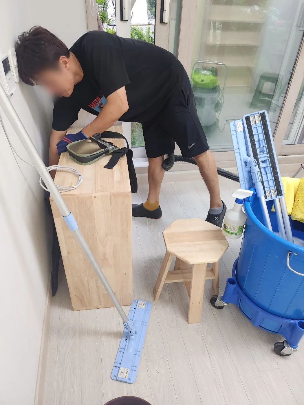 작업 진행 — 태백시 어린이집청소 현장