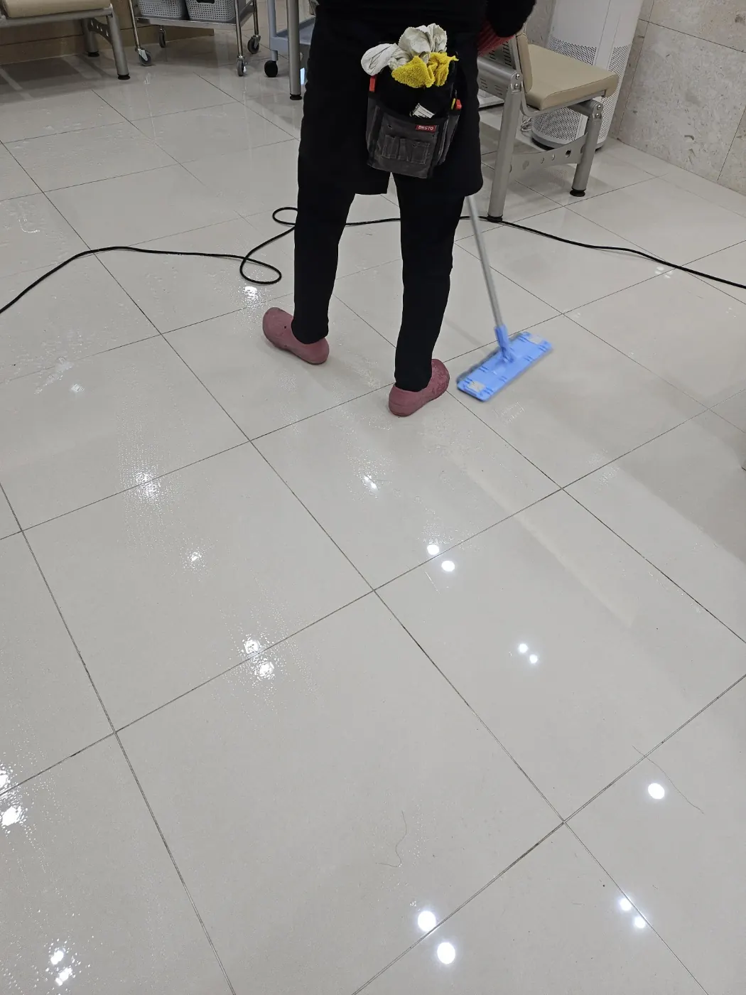 세정 진행 — 명륜동 병원청소 현장