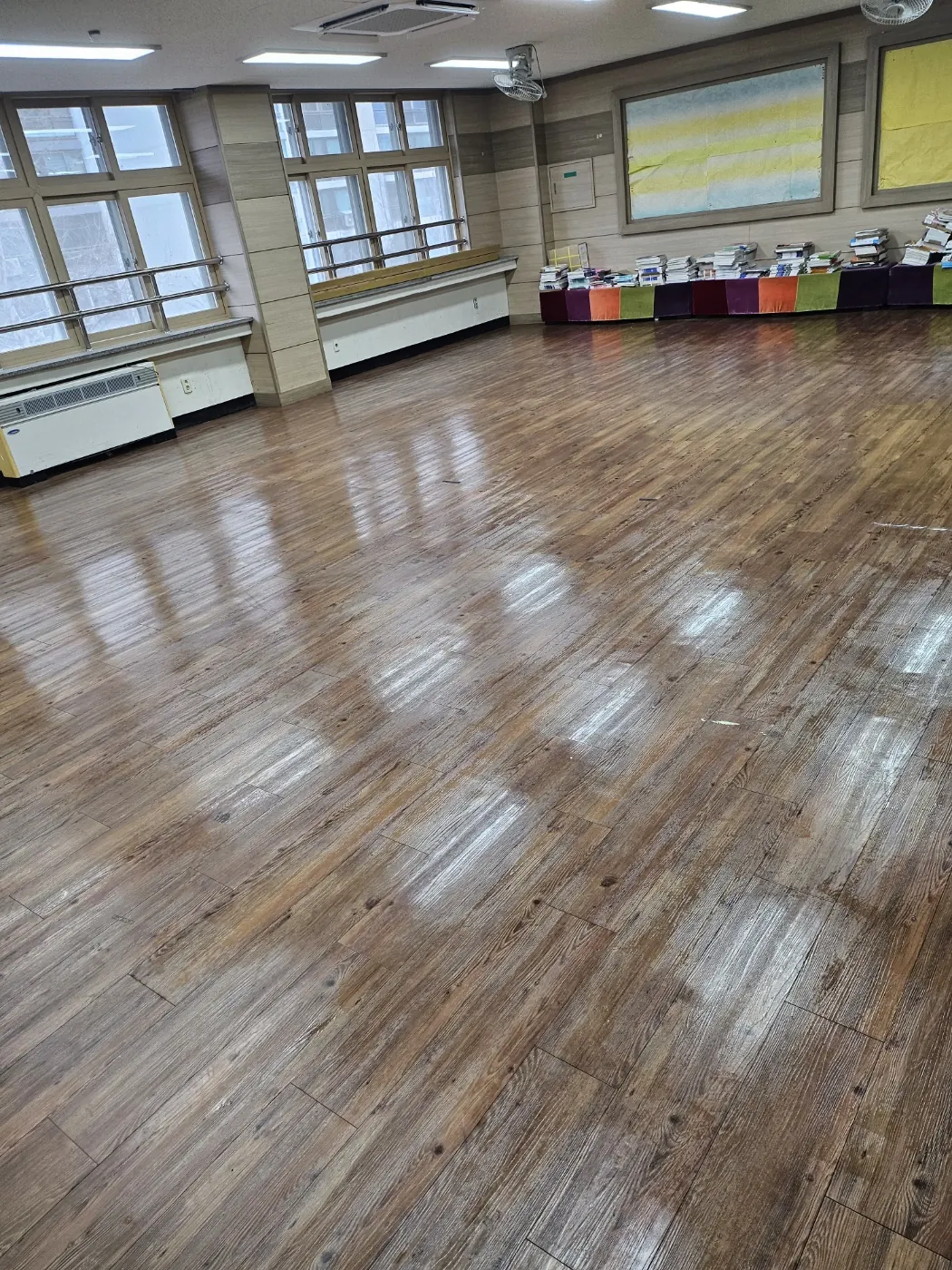 왁스 재코팅 — 철원군 학교청소 현장