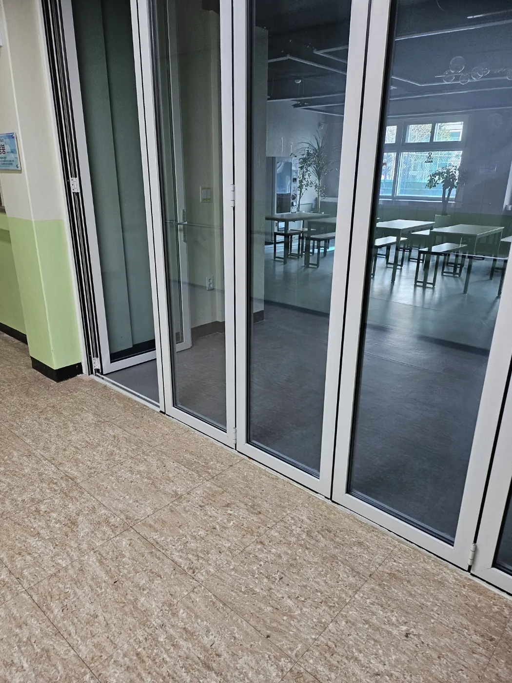 특별실 작업 — 동해시 학교청소 현장