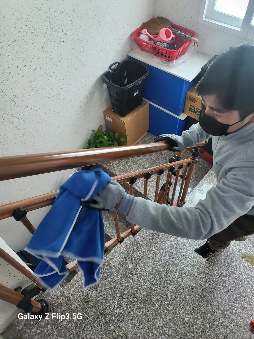 양양군 계단청소 시공 현장 — 계단 난간 청소